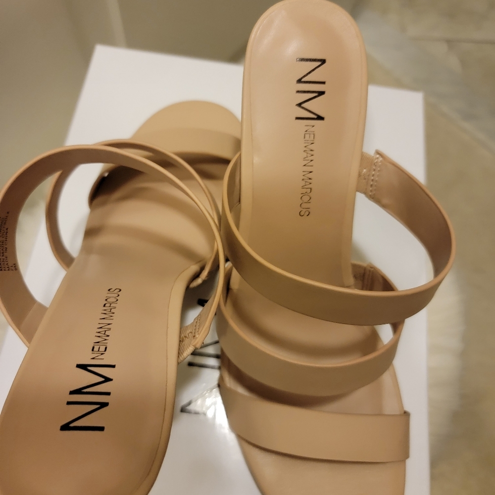 Neimans Heels